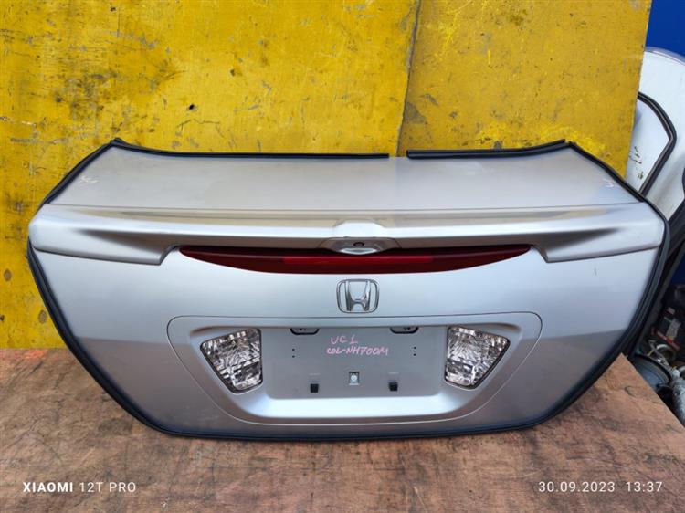 Крышка багажника Хонда Инспаер в Петропавловске-Камчатском 652201